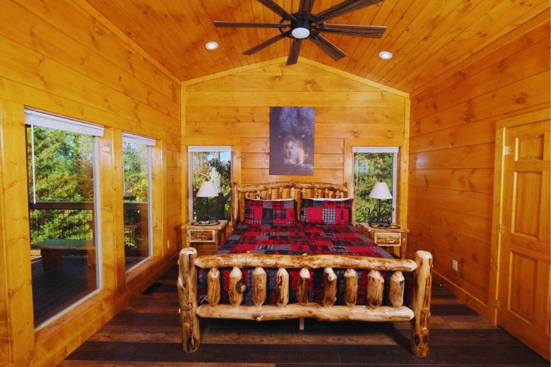 7 Features That Make Our Smoky Mountain Honeymoon Cabins the Perfect Escape for Two